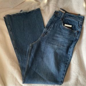 Levi’s 70’s high rise flare